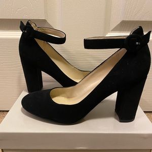 Marc Fisher Size 7 Black Suede Strap Heels
